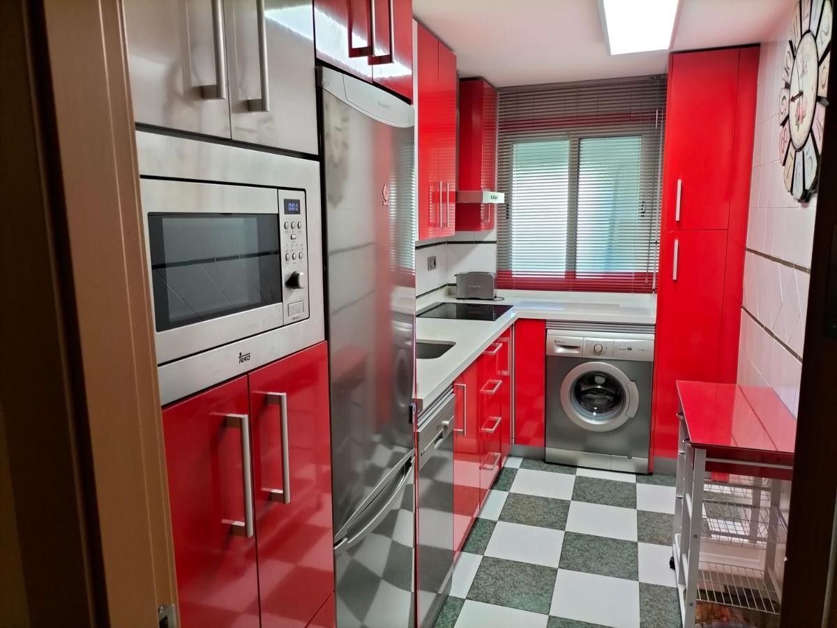 Piso Turistico En Granada. Zona Palacio Deportes Apartment Granada